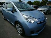 2011 TOYOTA RACTIS X