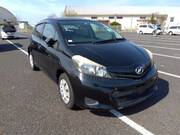 2011 TOYOTA VITZ F