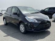 2019 TOYOTA VITZ F