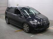 2017 VOLKSWAGEN GOLF TOURAN