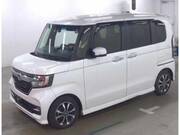 2019 HONDA N-BOX CUSTOM