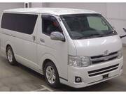 2011 TOYOTA HIACE VAN