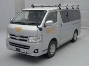 2013 TOYOTA HIACE VAN