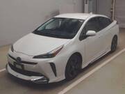 2021 TOYOTA PRIUS