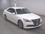 2013 TOYOTA CROWN HYBRID