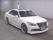 2013 TOYOTA CROWN HYBRID