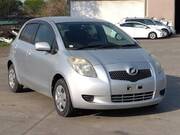 2006 TOYOTA VITZ F