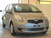 2006 TOYOTA VITZ F