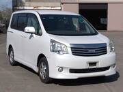 2012 TOYOTA NOAH G