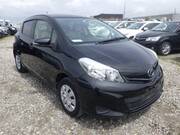 2013 TOYOTA VITZ F