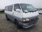 2001 TOYOTA HIACE VAN