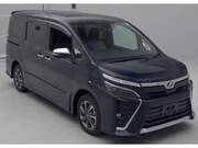 2018 TOYOTA VOXY