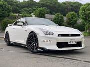 2023 NISSAN GT-R