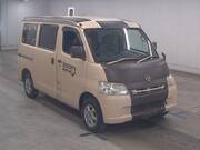 2010 TOYOTA TOWNACE VAN GL