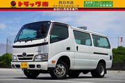 2015 TOYOTA DYNA