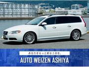 2012 VOLVO V70