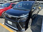 2018 TOYOTA VOXY
