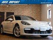 2018 PORSCHE PANAMERA