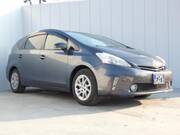 2011 TOYOTA PRIUS ALPHA G