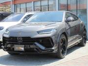 2024 LAMBORGHINI URUS