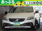 2014 VOLVO V40