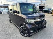 2017 HONDA N-BOX CUSTOM