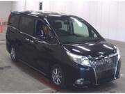 2015 TOYOTA ESQUIRE