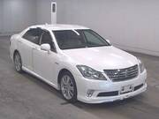2011 TOYOTA CROWN HYBRID