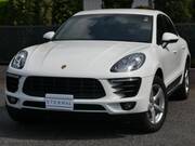 2016 PORSCHE MACAN