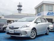 2012 TOYOTA PRIUS ALPHA S