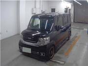 2016 HONDA N-BOX CUSTOM