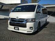 2022 TOYOTA HIACE