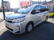 2019 TOYOTA VOXY