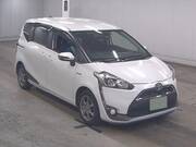 2017 TOYOTA SIENTA