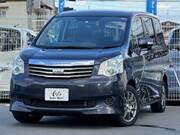 2010 TOYOTA NOAH