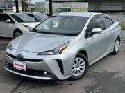2019 TOYOTA PRIUS S