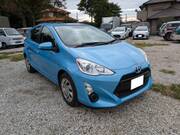 2015 TOYOTA AQUA