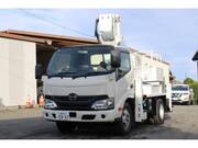 2017 HINO DUTRO