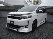 2014 TOYOTA VOXY