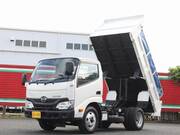 2017 HINO DUTRO