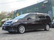 2013 TOYOTA ISIS