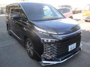 2022 TOYOTA VOXY