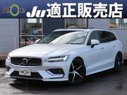 2018 VOLVO V60