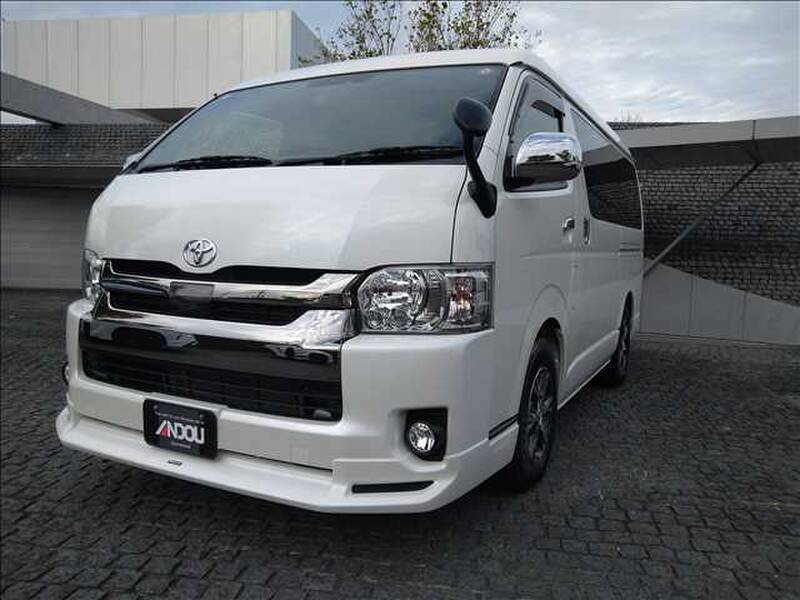 -HIACE