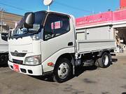2012 TOYOTA DYNA