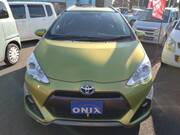 2015 TOYOTA AQUA