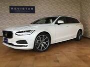 2020 VOLVO V90