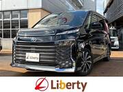 2022 TOYOTA VOXY