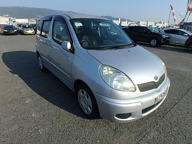 2004 TOYOTA FUNCARGO (YARIS VERSO) | Ref No.0121383000 | Used Cars for ...