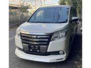 2015 TOYOTA NOAH